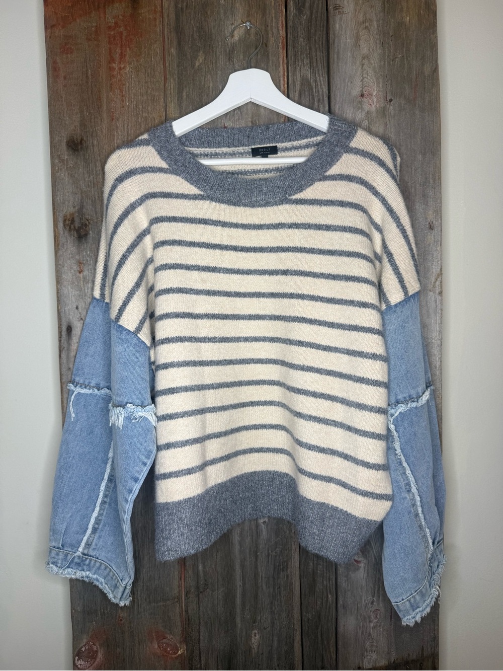 Debut Raglan Striped Cream & Gray Mixed-Media Sweater with Denim Sleeves M/L